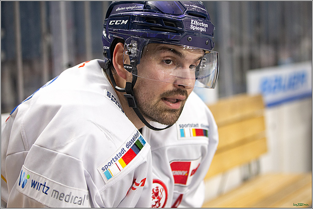 PENNY DEL; Koelner Haie- Duesseldorfer EG; Koeln, 16.01.2022